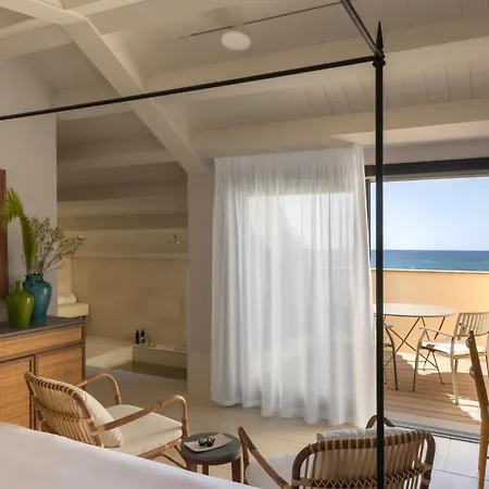 Le Dune Piscinas Szálloda 5*