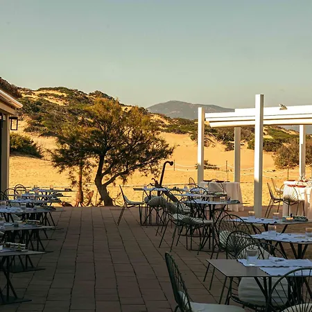 Le Dune Piscinas 5*