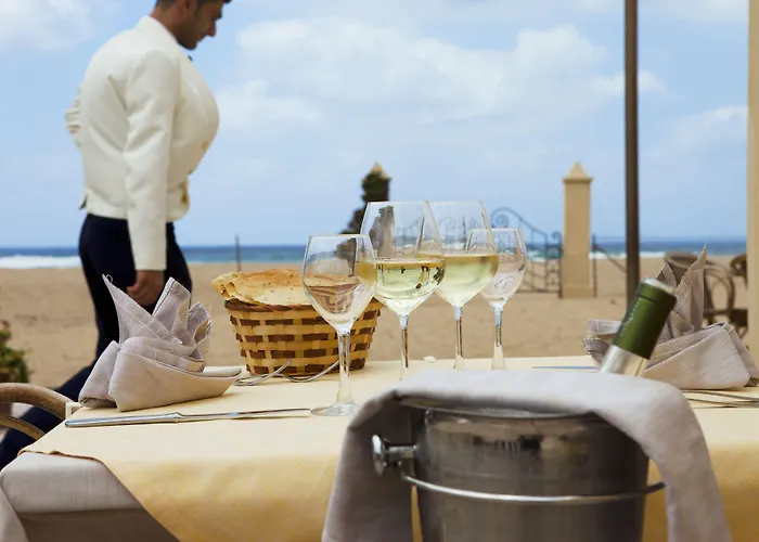 Otel Le Dune Piscinas 5*